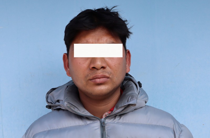 दुबई पठाइदिन्छु भन्दै ६ लाख रुपैयाँ  ठगी गर्ने युवक पक्राउ